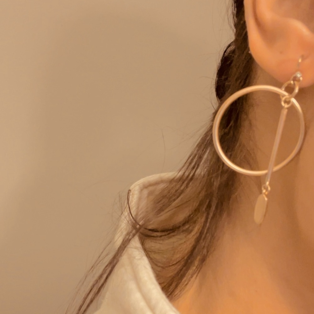 Kendra Scott earrings